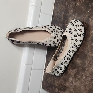 Leopard flats